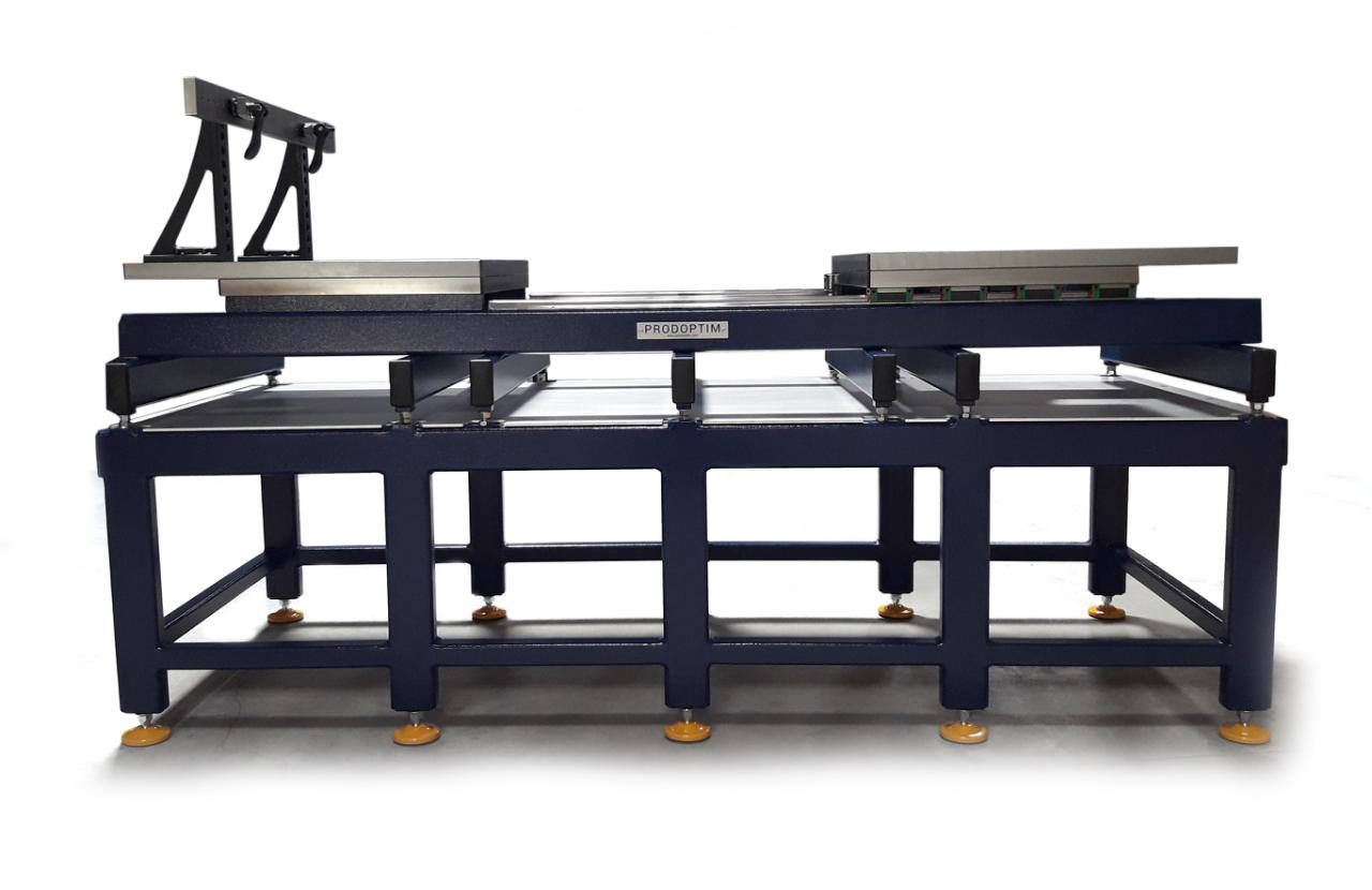 Stół do obsługi form z kutymi wspornikami 6 ton